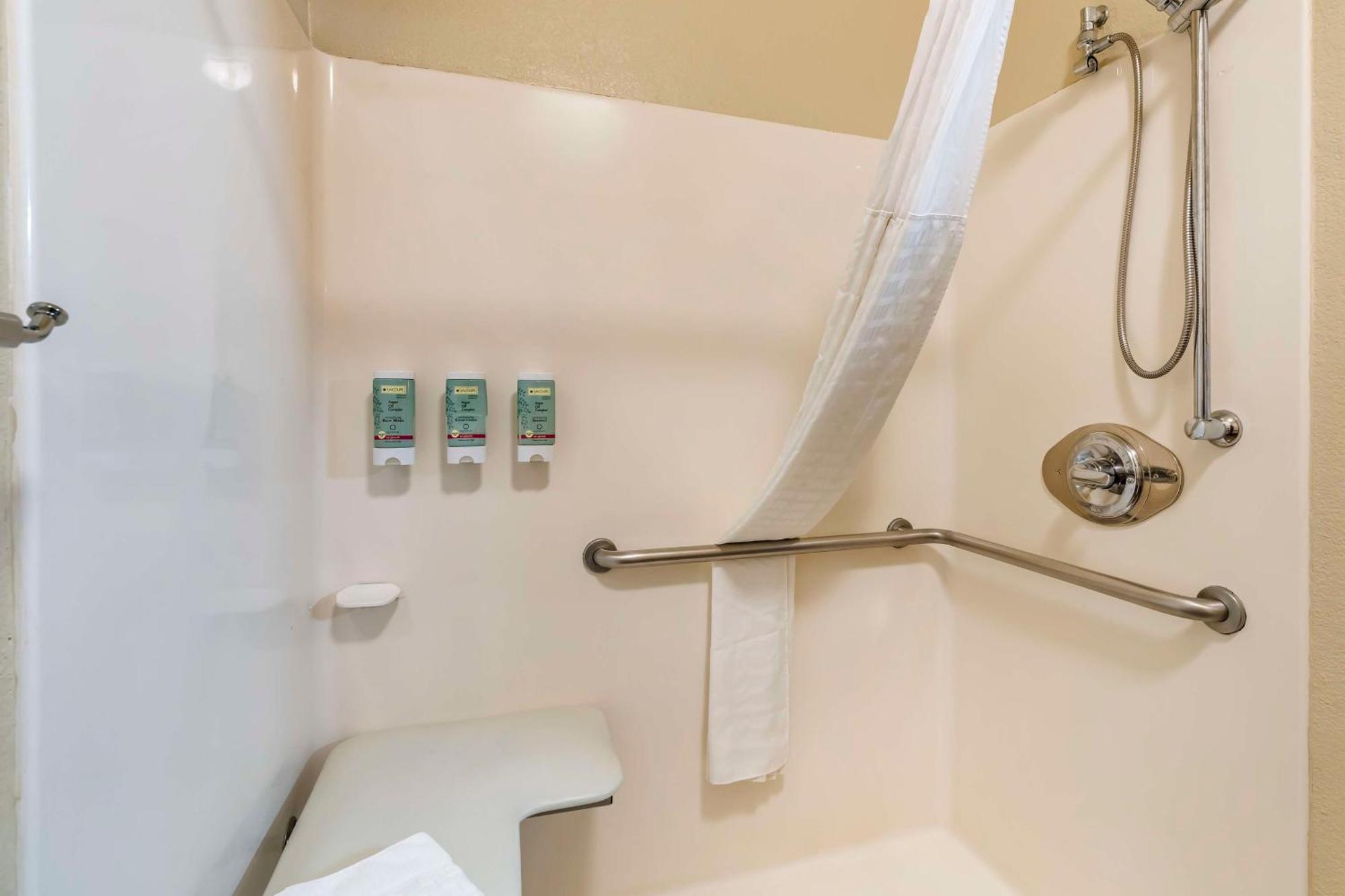 Best Western Columbia River Waterfront Hotel אסטוריה מראה חיצוני תמונה