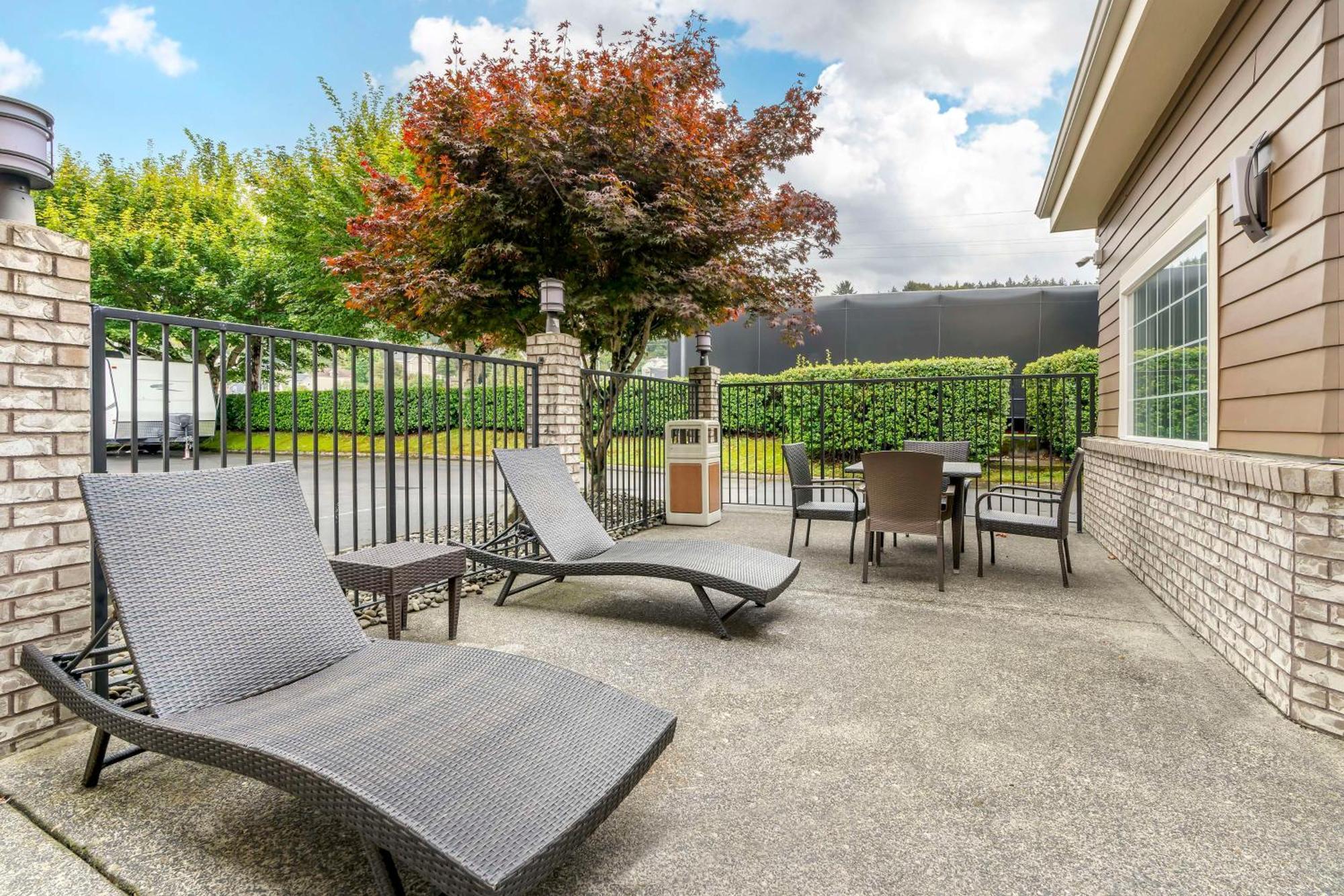 Best Western Columbia River Waterfront Hotel אסטוריה מראה חיצוני תמונה