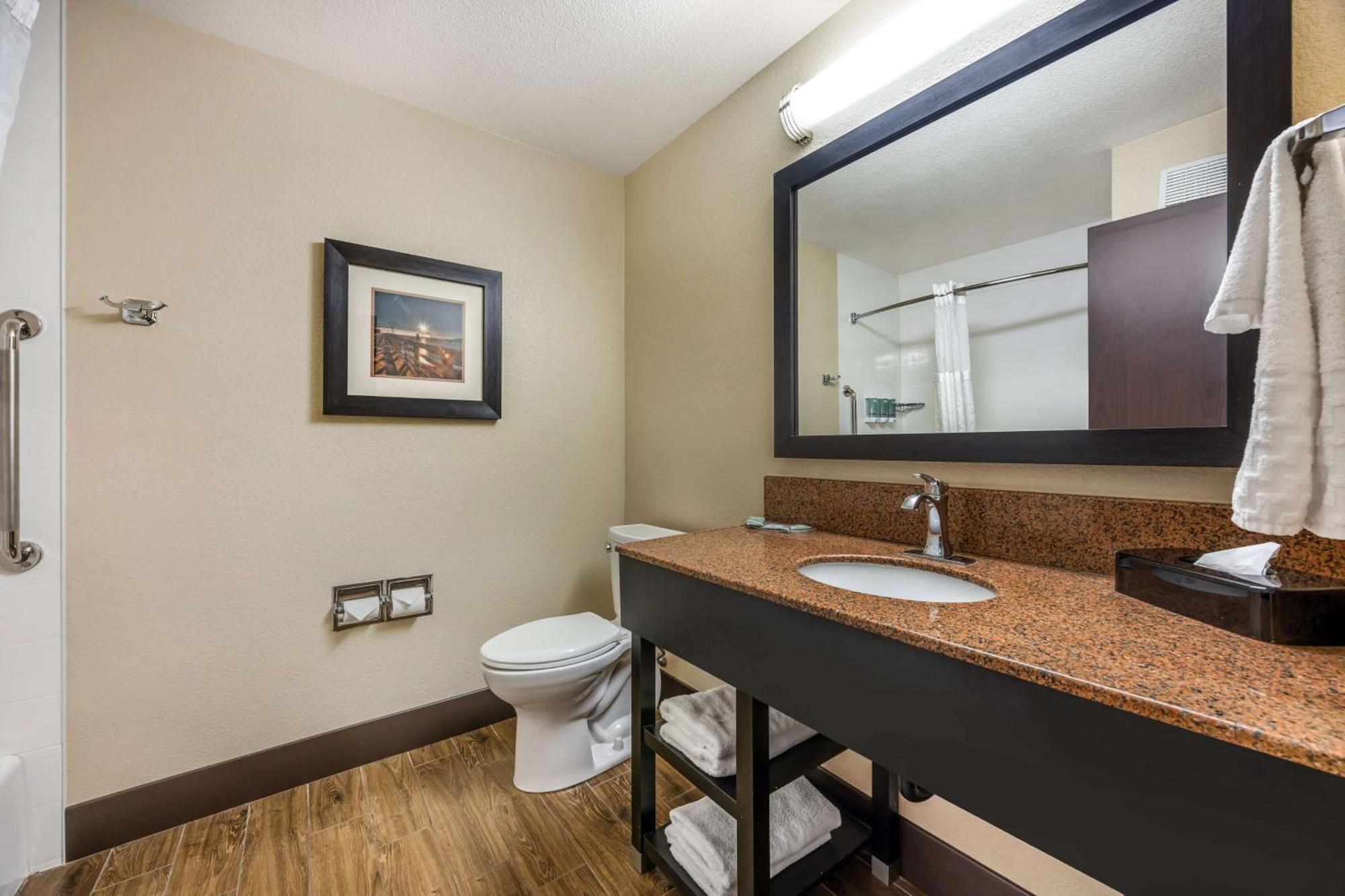 Best Western Columbia River Waterfront Hotel אסטוריה מראה חיצוני תמונה